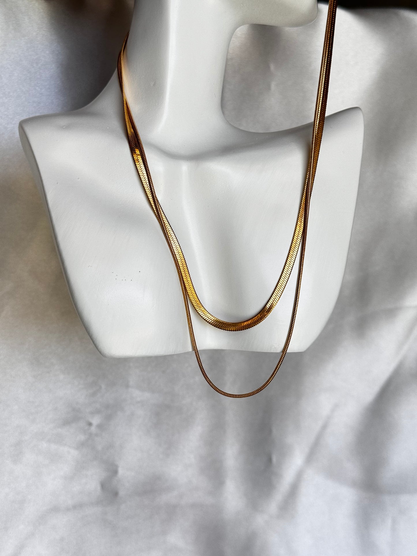 Snake double layering chain.