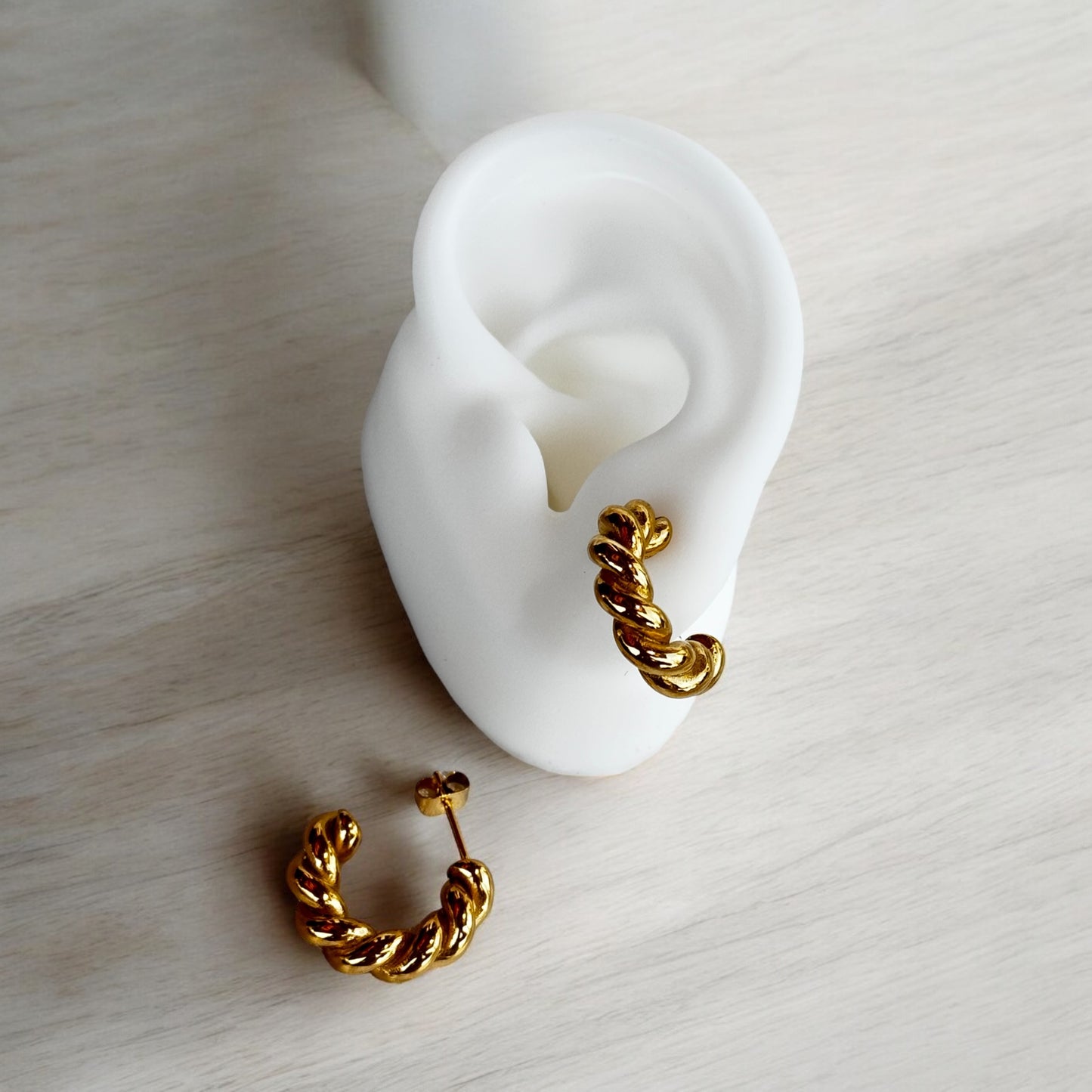 Mini Twisted hoops