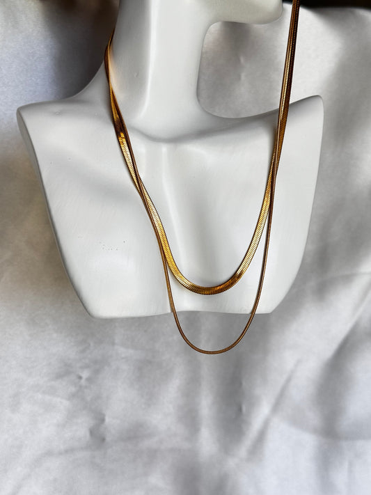 Snake double layering chain.