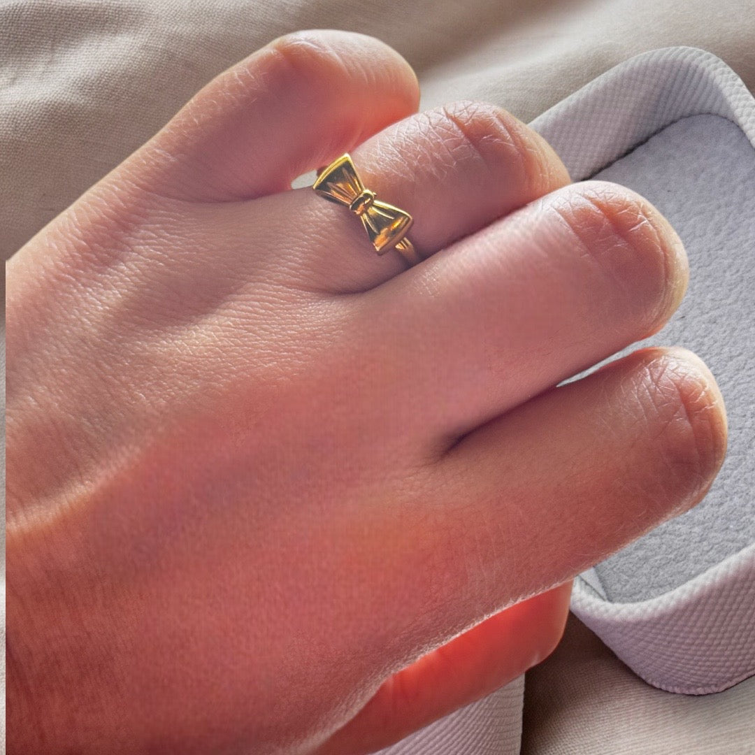 Coquette Ring.